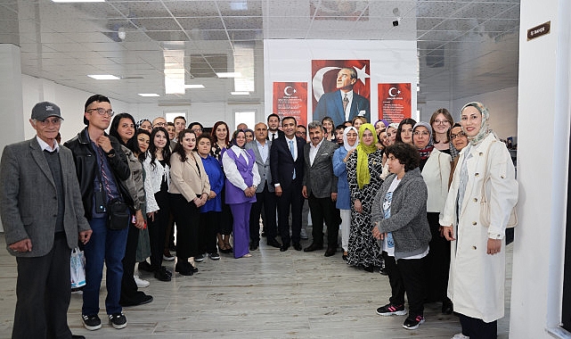 Karaman Belediye Başkanı Savaş Kalaycı, Ramazan Bayramı hasebiyle Ana Kucağı ve Huzurevi sakinlerini zyaret ederek bayramlarını kutladı