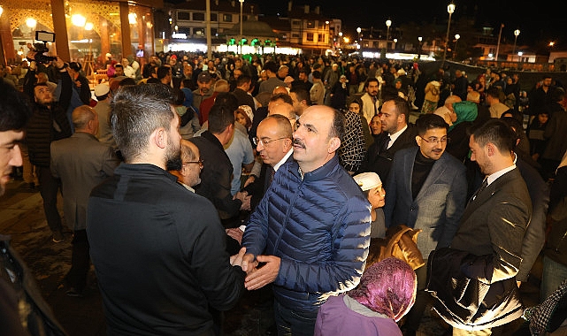 Lider Altay Konyalıların Kadir Gecesi Coşkusuna Ortak Oldu