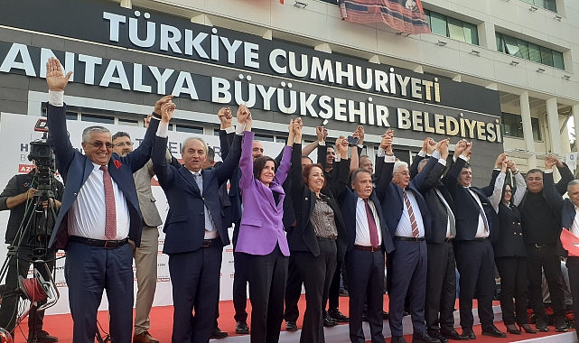 Lider Topaloğlu, Lider Böcek’in misyona başlama merasimine katıldı