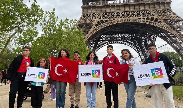 LÖSEV yurtdışı seyahatlerine devam ediyor. Lösemi ile çaba eden ve tedavi müddetince LÖSEV’den takviye alan çocuklar dünyayı geziyor