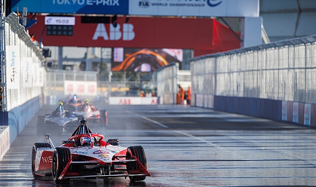 Nissan Formula E Grubu birinci Tokyo E-Prix’sinde tarihi Pole Durumu ve podyum derecesi elde etti