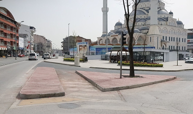 Paşa Cami önünde kavşak düzenlemesi