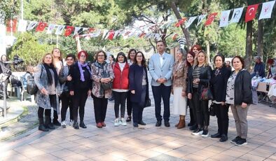 Bornova Belediyesi’nden anneler için “Hediyelik Eşya Günleri”