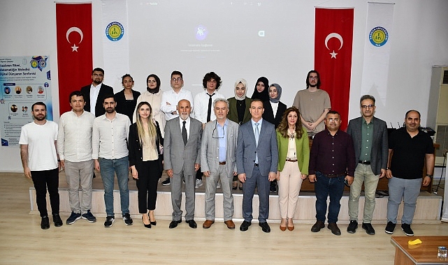 Harran Üniversitesi Teknik Bilimler Meslek Yüksekokulu, ‘Yazılımın Ritmi, Matematiğin Melodisi: Dijital Dünyanın Senfonisi’ isimli 1. Öğrenci Çalıştayını muvaffakiyetle gerçekleştirdi