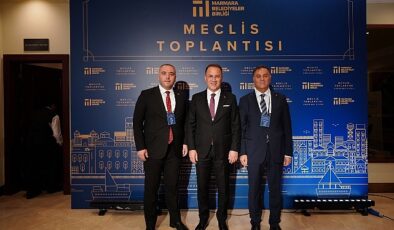 İstanbul Büyükşehir Belediyesi mesken sahipliğinde düzenlenen Marmara Belediye Birliği Meclis Toplantısı Beylikdüzü Belediye Başkanı Mehmet Murat Çalık, oy birliğiyle Plan ve Bütçe Komitesi’ne seçildi