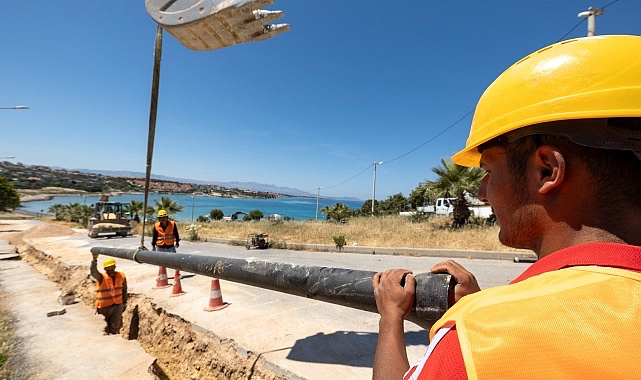 İzmir Büyükşehir Belediyesi Çeşme’nin içme suyu meselesine neşter vuruyor