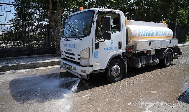 Konak’ta paklık seferberliği: Mahallelerde eş vakitli paklık ve yıkama çalışması başladı