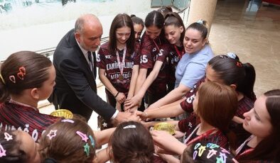 Lider İbrahim Sandıkçı: “Spora ve atlete takviye oluyoruz”