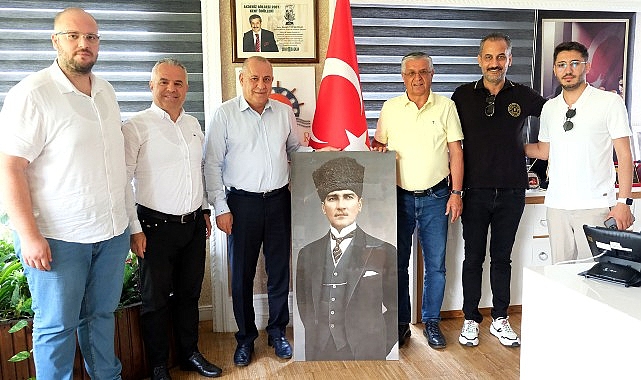 ANTMİAD ‘ den Lider Topaloğlu’na ziyaret