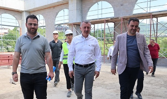 Büyükakın, Kocaeli’nin sıhhat turizmine katkı sağlayacak tesisi yerinde inceledi