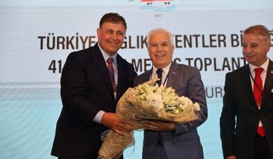 İzmir Büyükşehir Belediye Lideri Dr. Cemil Tugay, Sağlıklı Kentler Birliği Lideri oldu “İklim krizi ile çaba için mahallî aksiyon planları oluşturacağız”