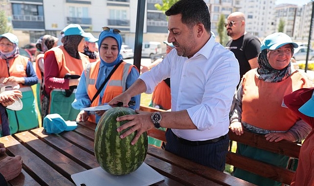 Nevşehir Belediye Başkanı Rasim Arı, belediye takımlarının çalışma alanlarında incelemelerde bulundu