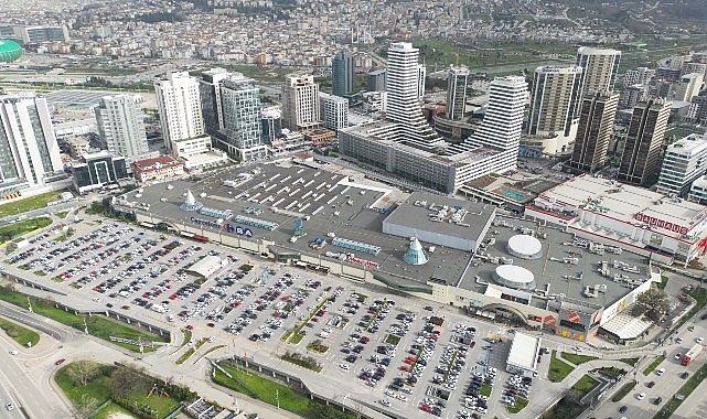 CarrefourSa Bursa Alışveriş Merkezi’nin mülkiyet zamanı gerçekleştirildi